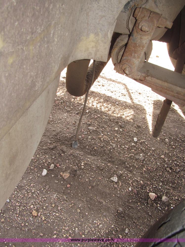 image for item B5387 1976 Kenworth C500 tandem axle flatbed truck