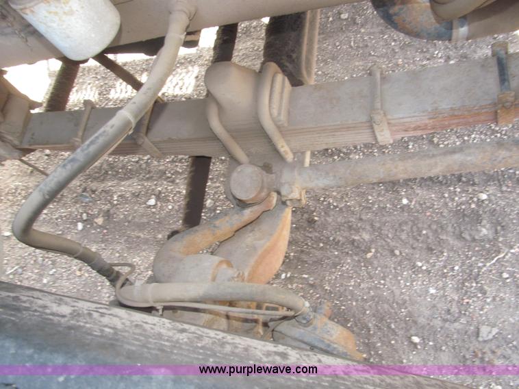 image for item B5387 1976 Kenworth C500 tandem axle flatbed truck