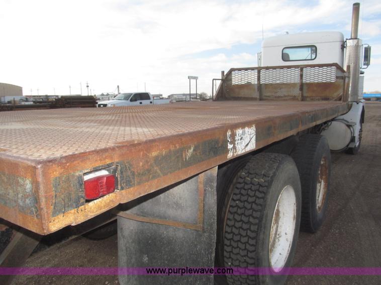 image for item B5387 1976 Kenworth C500 tandem axle flatbed truck