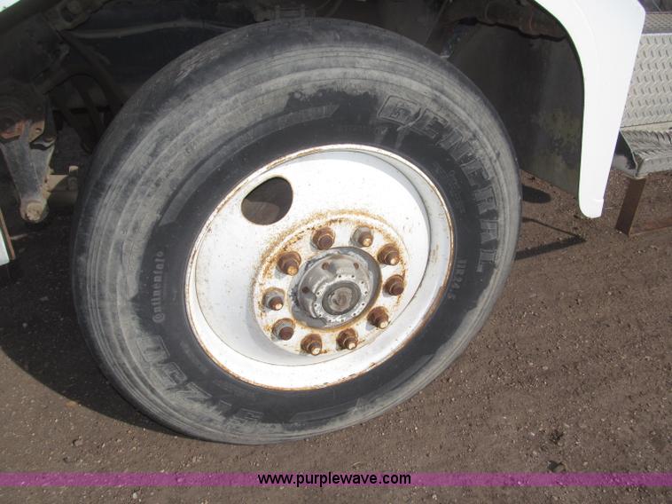 image for item B5387 1976 Kenworth C500 tandem axle flatbed truck