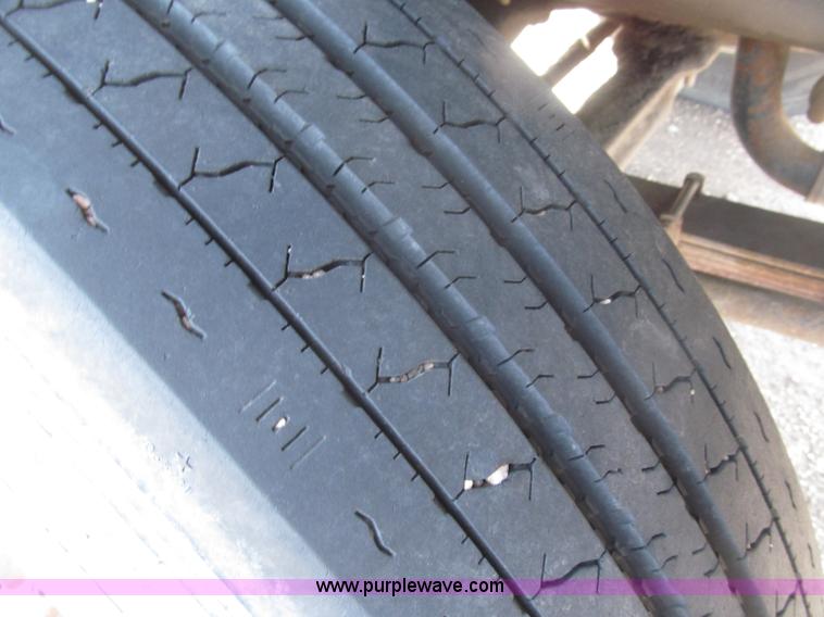 image for item B5387 1976 Kenworth C500 tandem axle flatbed truck