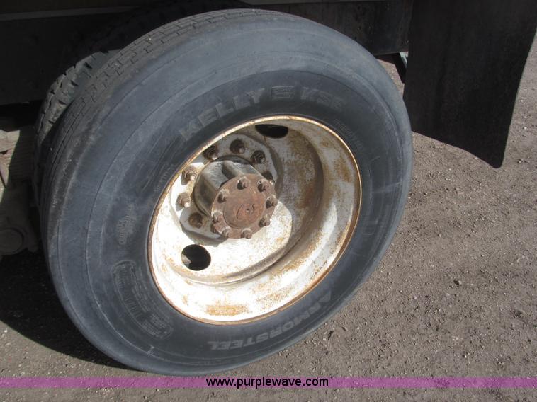 image for item B5387 1976 Kenworth C500 tandem axle flatbed truck