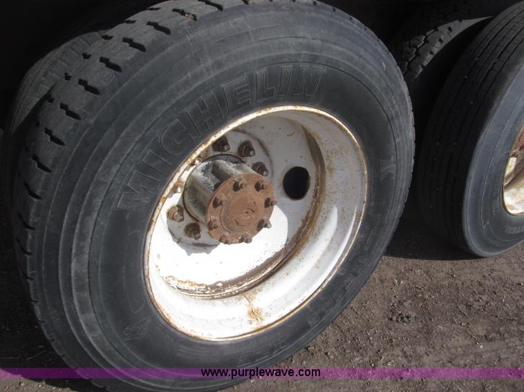 image for item B5387 1976 Kenworth C500 tandem axle flatbed truck