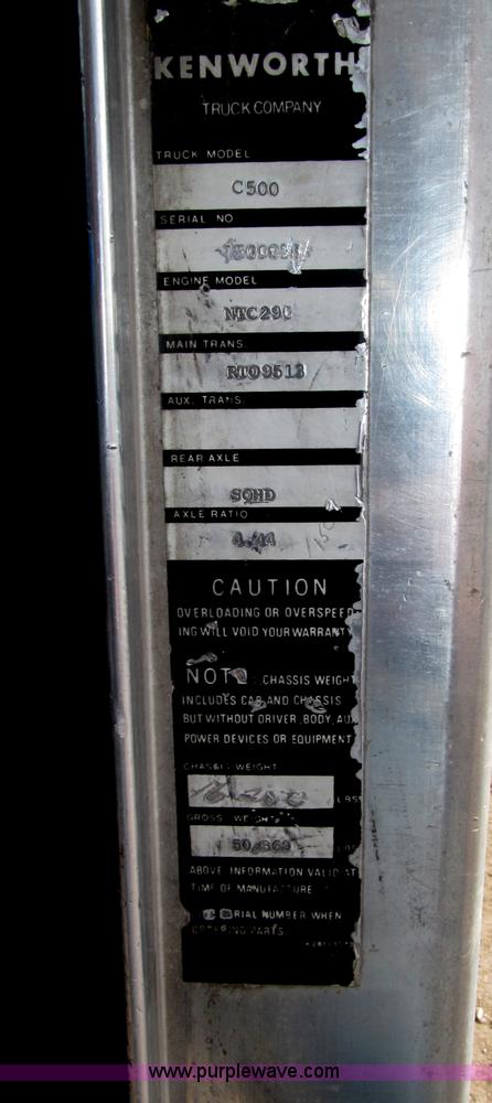 image for item B5387 1976 Kenworth C500 tandem axle flatbed truck