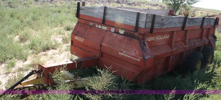 image for item C3560 New Holland 800 manure spreader