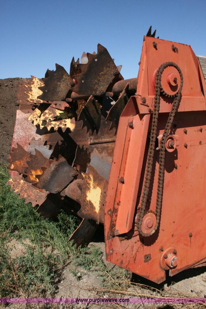 image for item C3560 New Holland 800 manure spreader