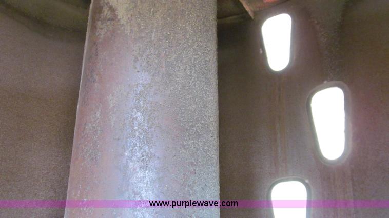 image for item C3563 New Holland 355 feed mixer