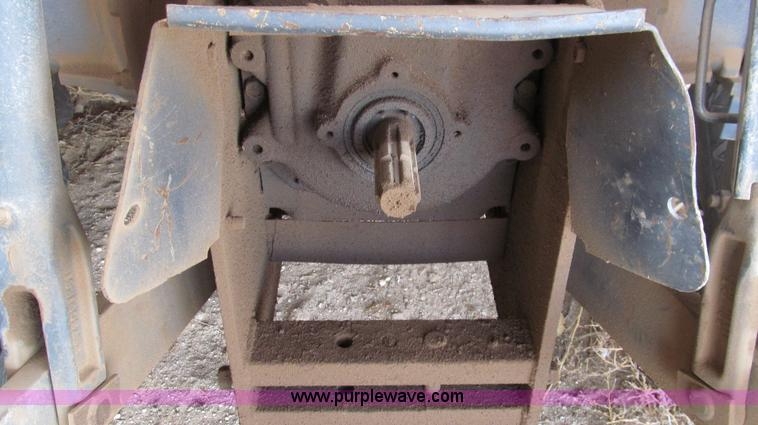 image for item C3569 2005 Kubota M105S tractor