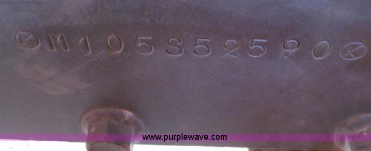 image for item C3569 2005 Kubota M105S tractor