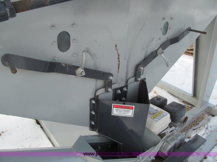 image for item D7154 Speed King 240ST seed tender