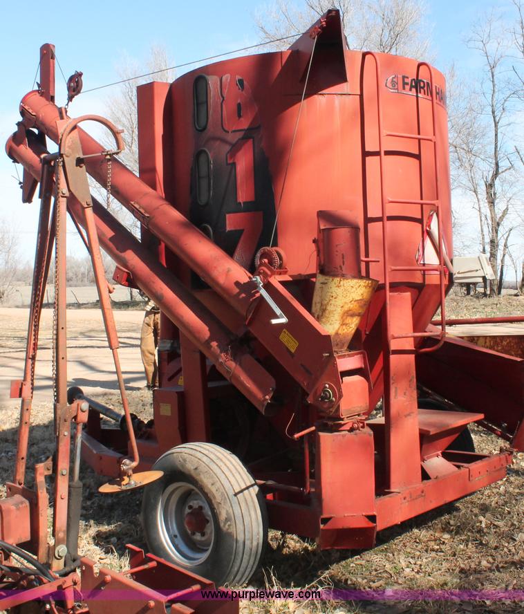 image for item E2598 Farmhand 817 grinder mixer