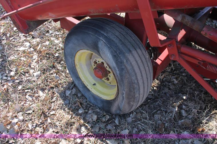 image for item E2598 Farmhand 817 grinder mixer