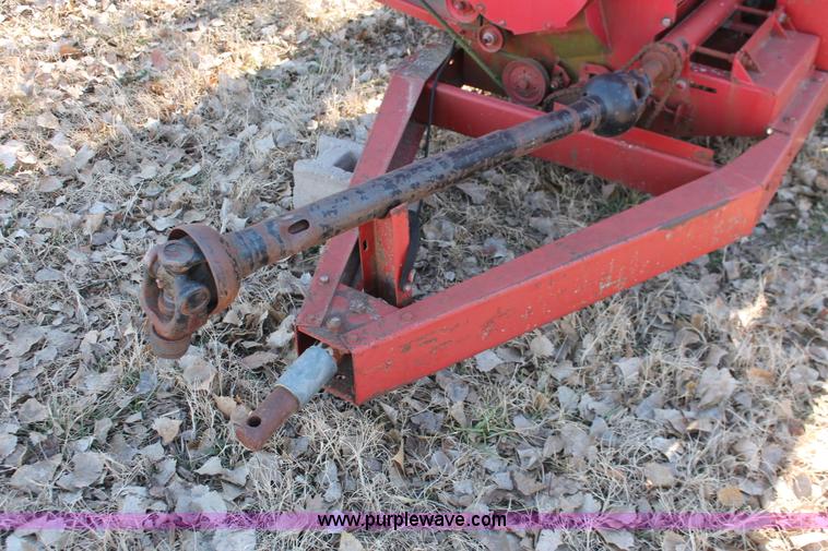 image for item E2598 Farmhand 817 grinder mixer
