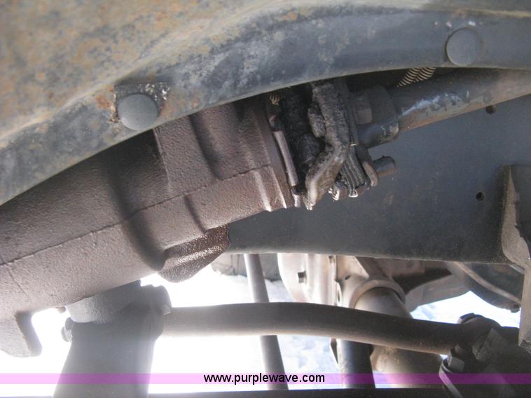 image for item E3106 1985 Chevrolet flatbed pickup truck