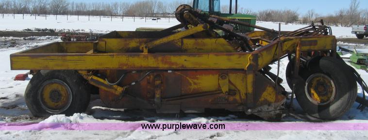 image for item E3108 Hancock elevating scraper