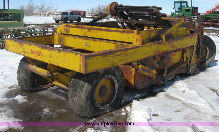 image for item E3108 Hancock elevating scraper