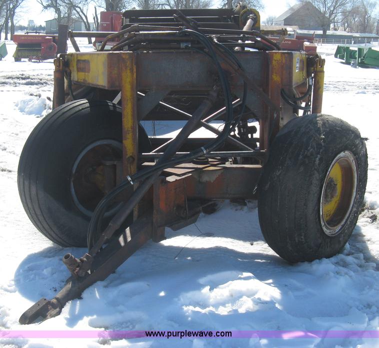 image for item E3108 Hancock elevating scraper