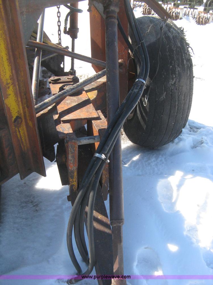 image for item E3108 Hancock elevating scraper