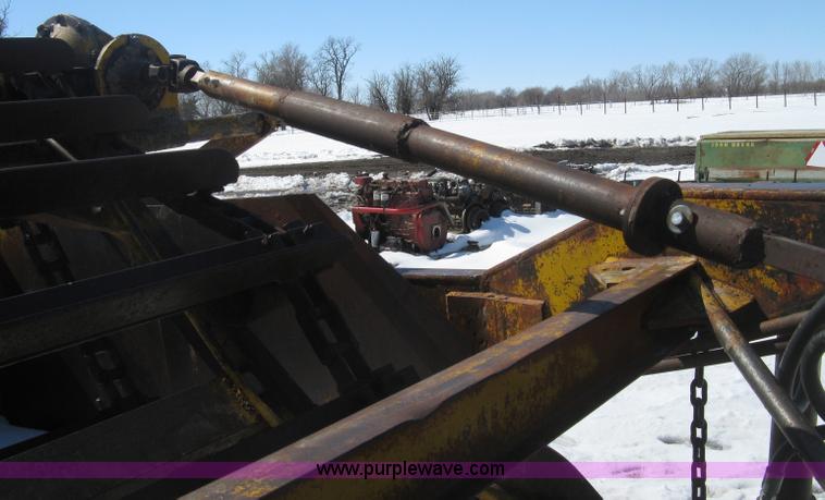 image for item E3108 Hancock elevating scraper