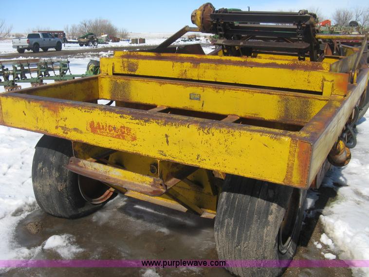 image for item E3108 Hancock elevating scraper