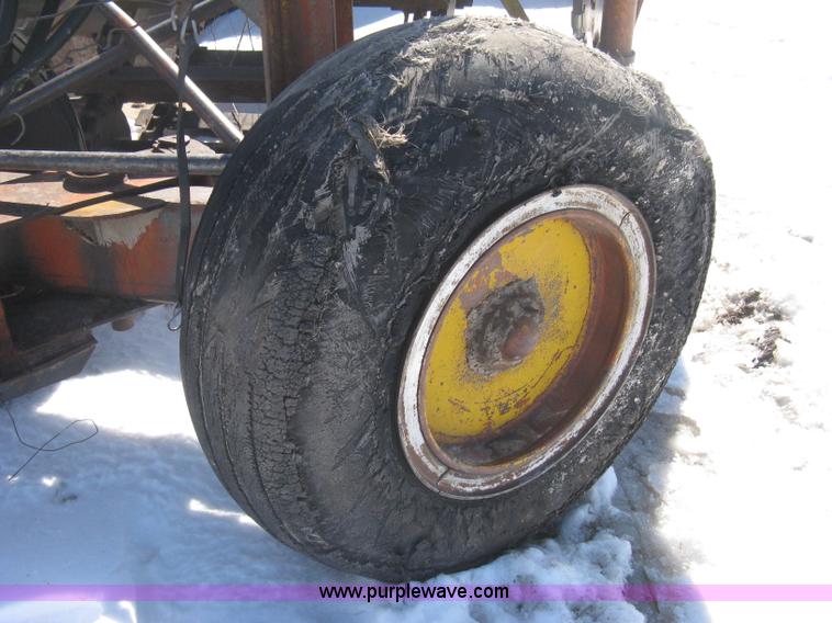 image for item E3108 Hancock elevating scraper