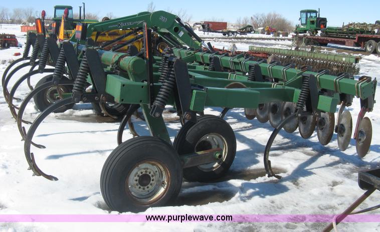 image for item E3109 AGCO/Glencoe CC4450 chisel