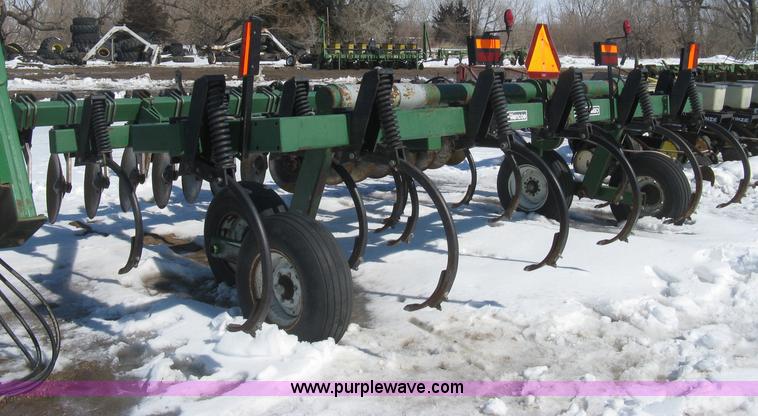 image for item E3109 AGCO/Glencoe CC4450 chisel