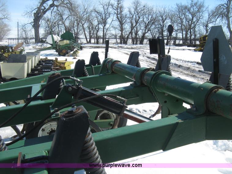 image for item E3109 AGCO/Glencoe CC4450 chisel