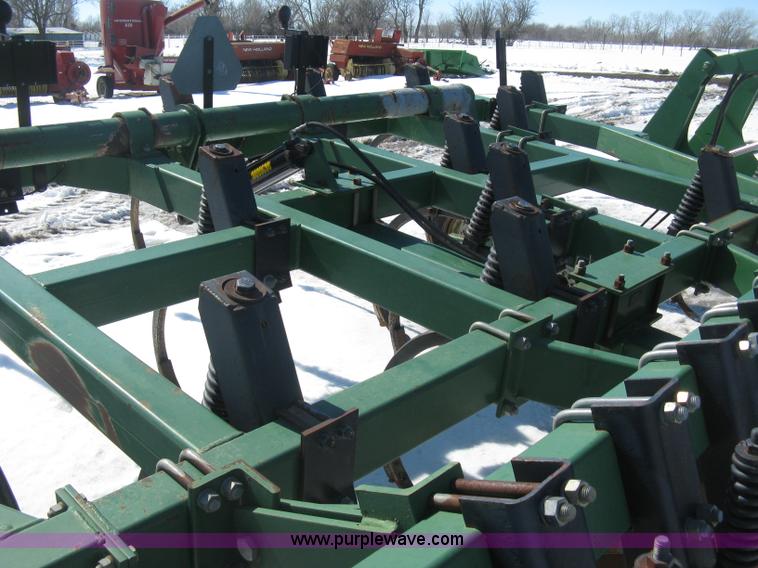 image for item E3109 AGCO/Glencoe CC4450 chisel