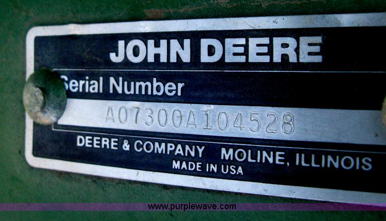image for item E3110 John Deere 7300 planter