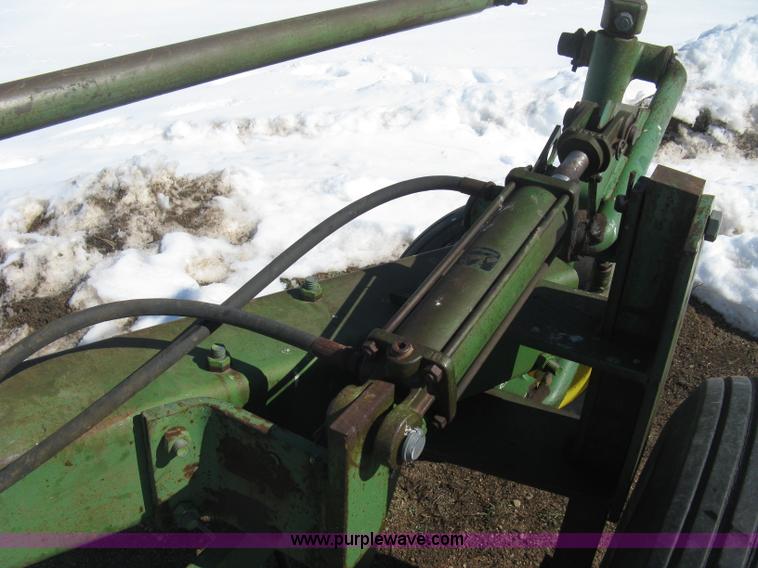 image for item E3111 John Deere 1350-1450 six bottom plow