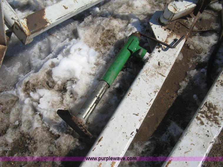 image for item E3113 Double Time two drill hitch