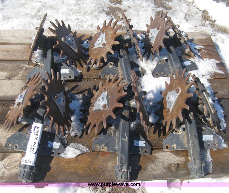 image for item E3114 (6) Dawn row cleaners