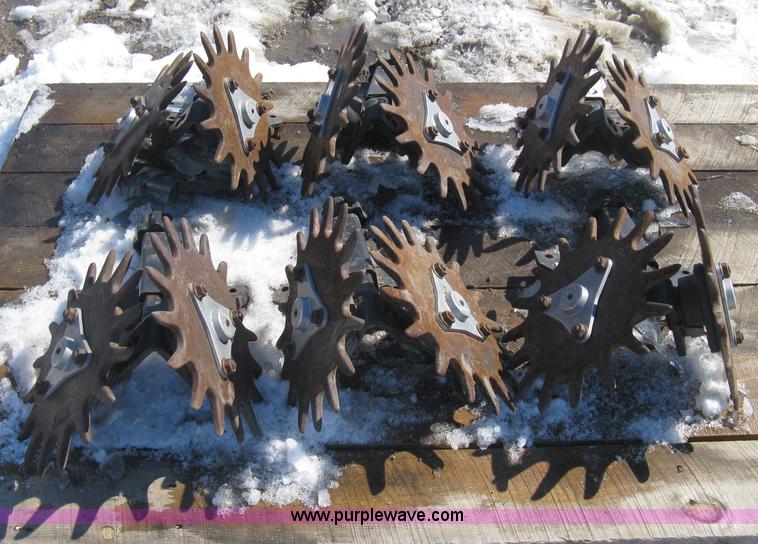 image for item E3114 (6) Dawn row cleaners