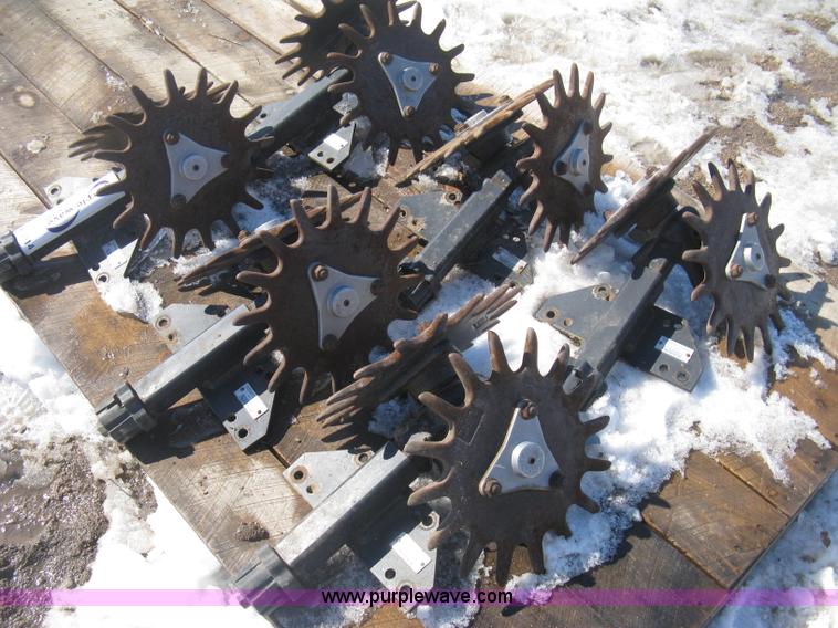 image for item E3114 (6) Dawn row cleaners