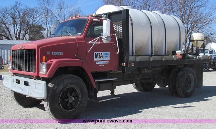 image for item E3779 1984 GMC Brigadier nurse tank truck