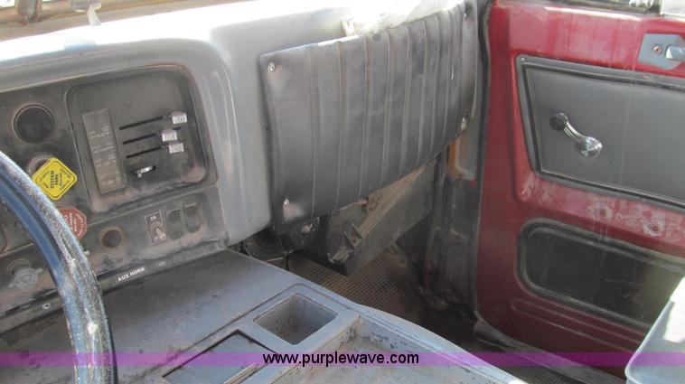 image for item E3779 1984 GMC Brigadier nurse tank truck