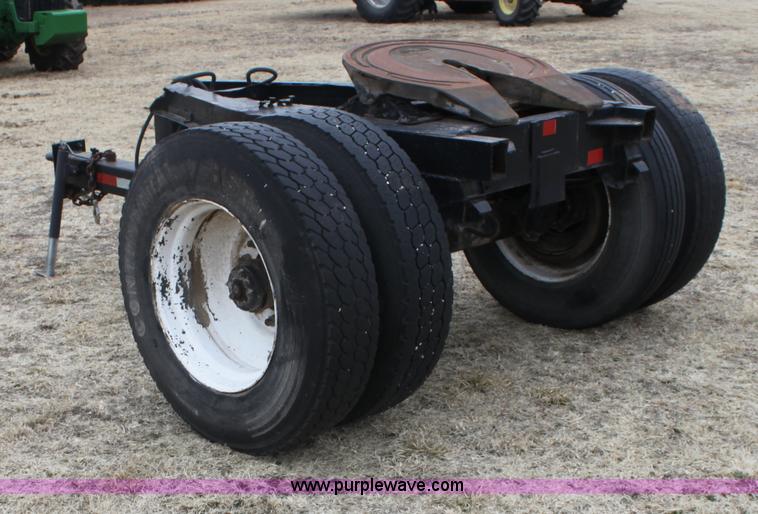 image for item E8401 Semi truck dolly