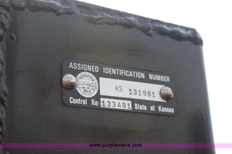 image for item E8401 Semi truck dolly