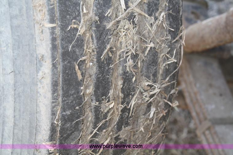 image for item F2986 1985 International F9370 dry fertilizer tender truck