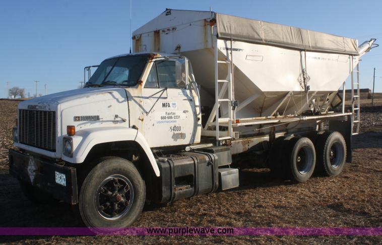 image for item F2987 1986 GMC Brigadier dry fertilizer tender truck