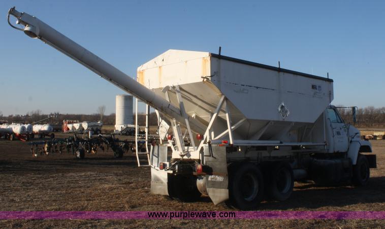 image for item F2987 1986 GMC Brigadier dry fertilizer tender truck
