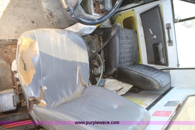 image for item F2987 1986 GMC Brigadier dry fertilizer tender truck