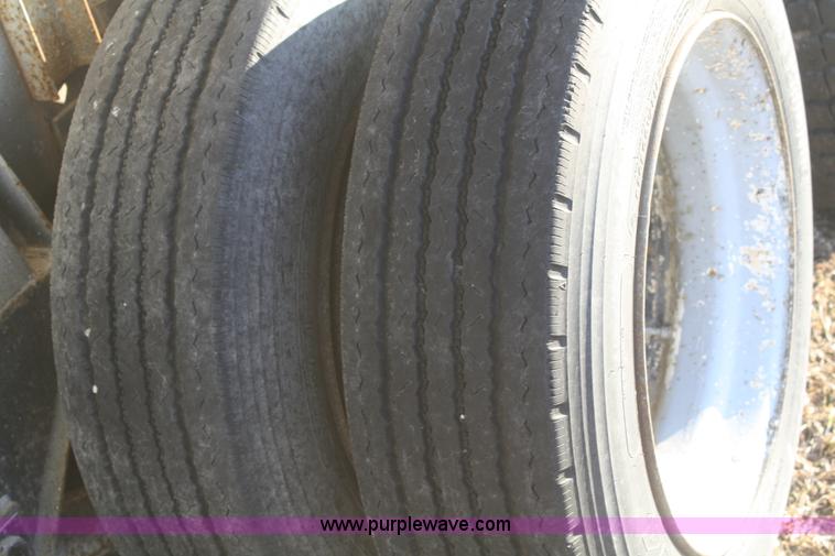 image for item F2987 1986 GMC Brigadier dry fertilizer tender truck