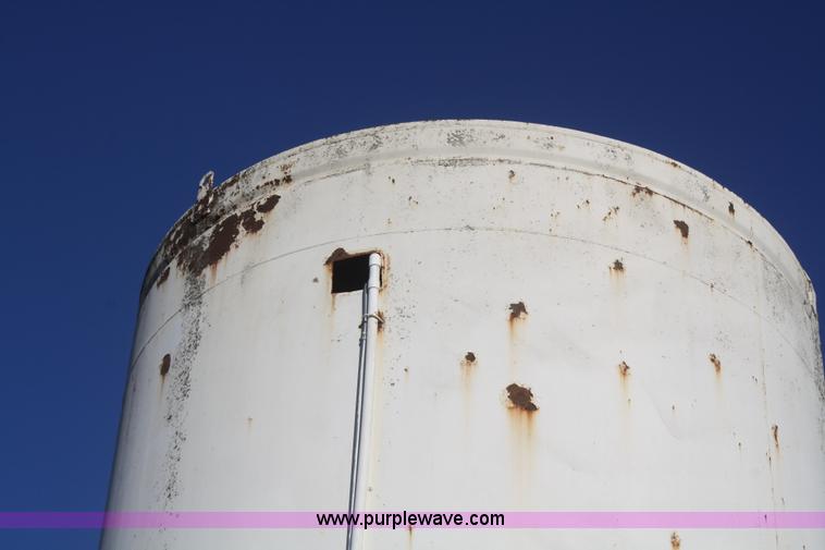 image for item F2989 Liquid fertilizer tank
