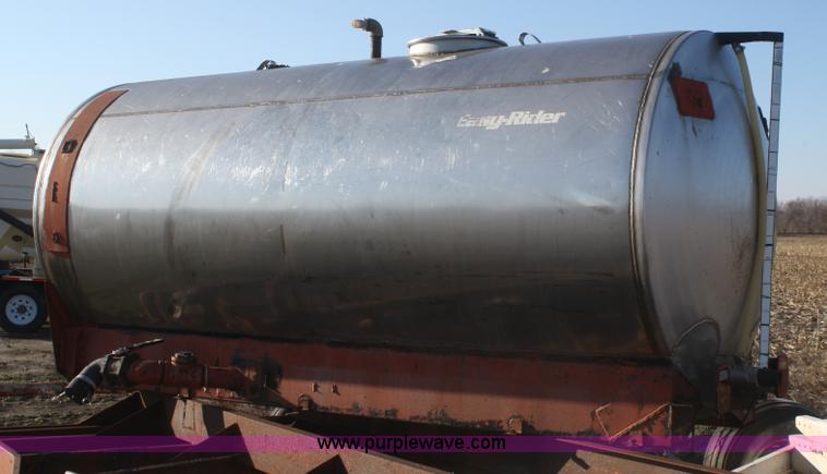 image for item F2991 1,200 gallon stainless steel tank