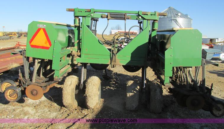 image for item F4388 Great Plains Solid Stand 24 drill