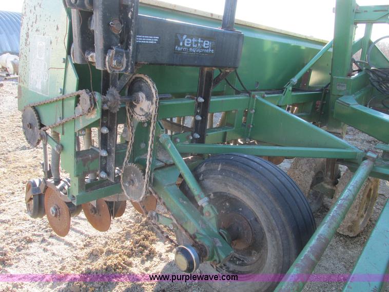 image for item F4388 Great Plains Solid Stand 24 drill