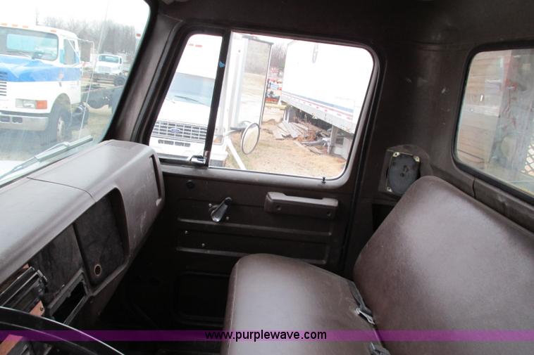 image for item F4714 1988 International 1654 stake bed truck