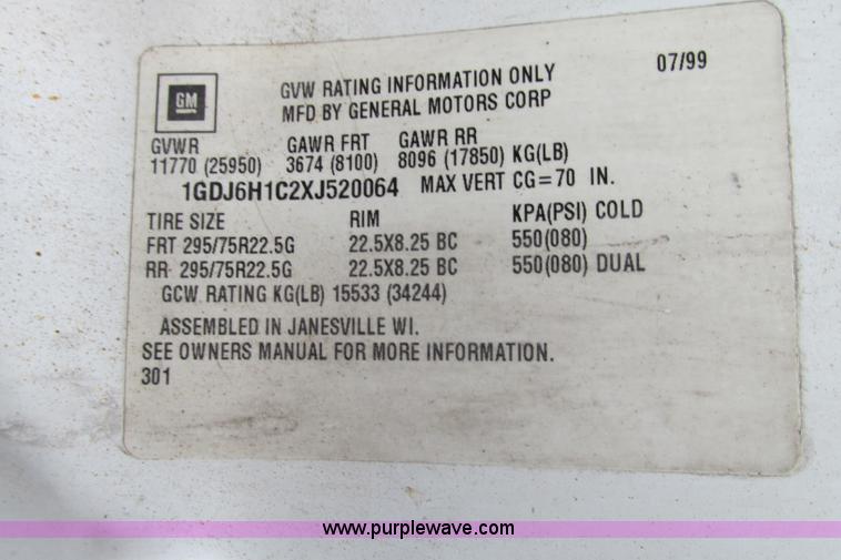 image for item F4714 1988 International 1654 stake bed truck